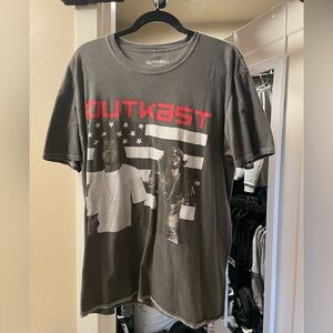 Men’s outkast band tee